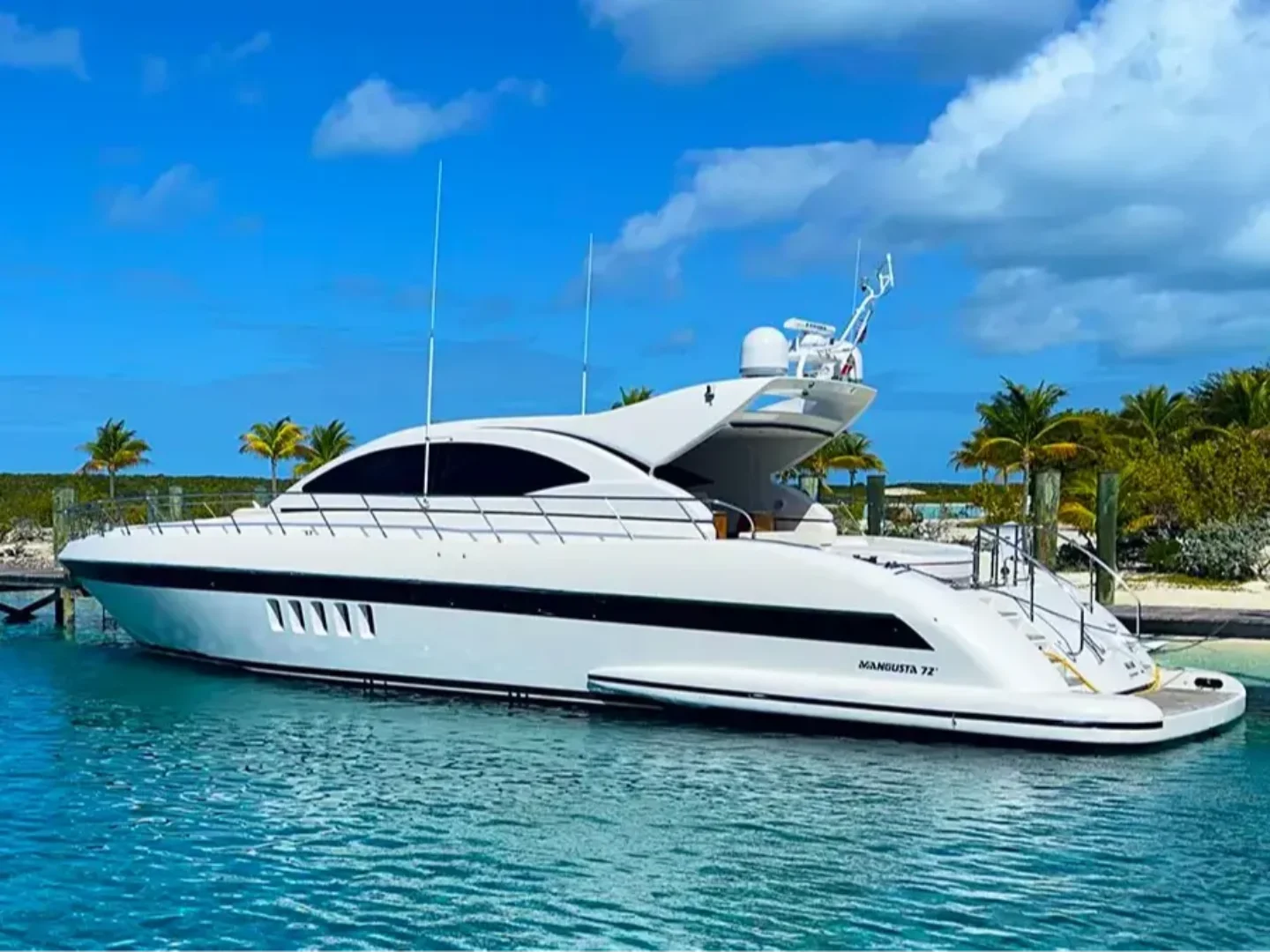 YCM72 | Mangusta 72 - Photo 1