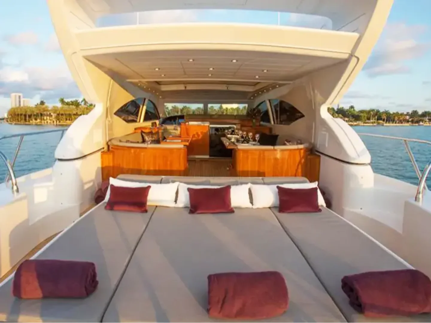 YCM72 | Mangusta 72 - Photo 19