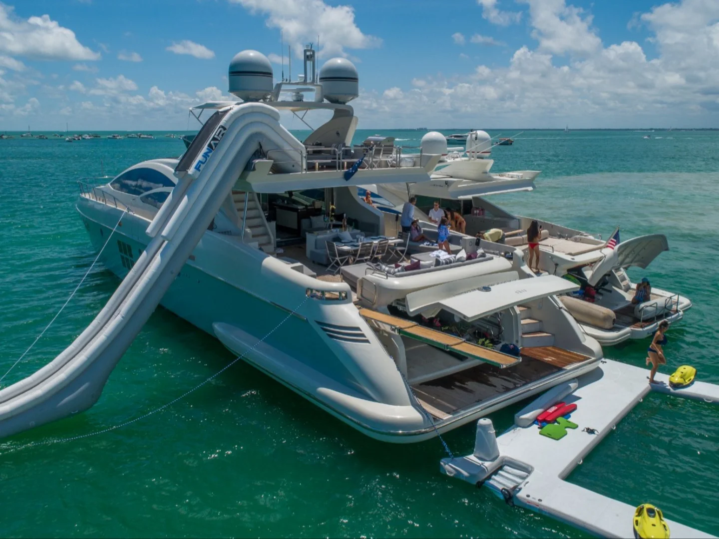 SCARLET | Azimut 103S - Photo 8