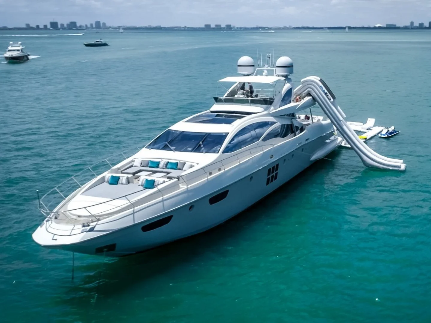SCARLET | Azimut 103S - Photo 31