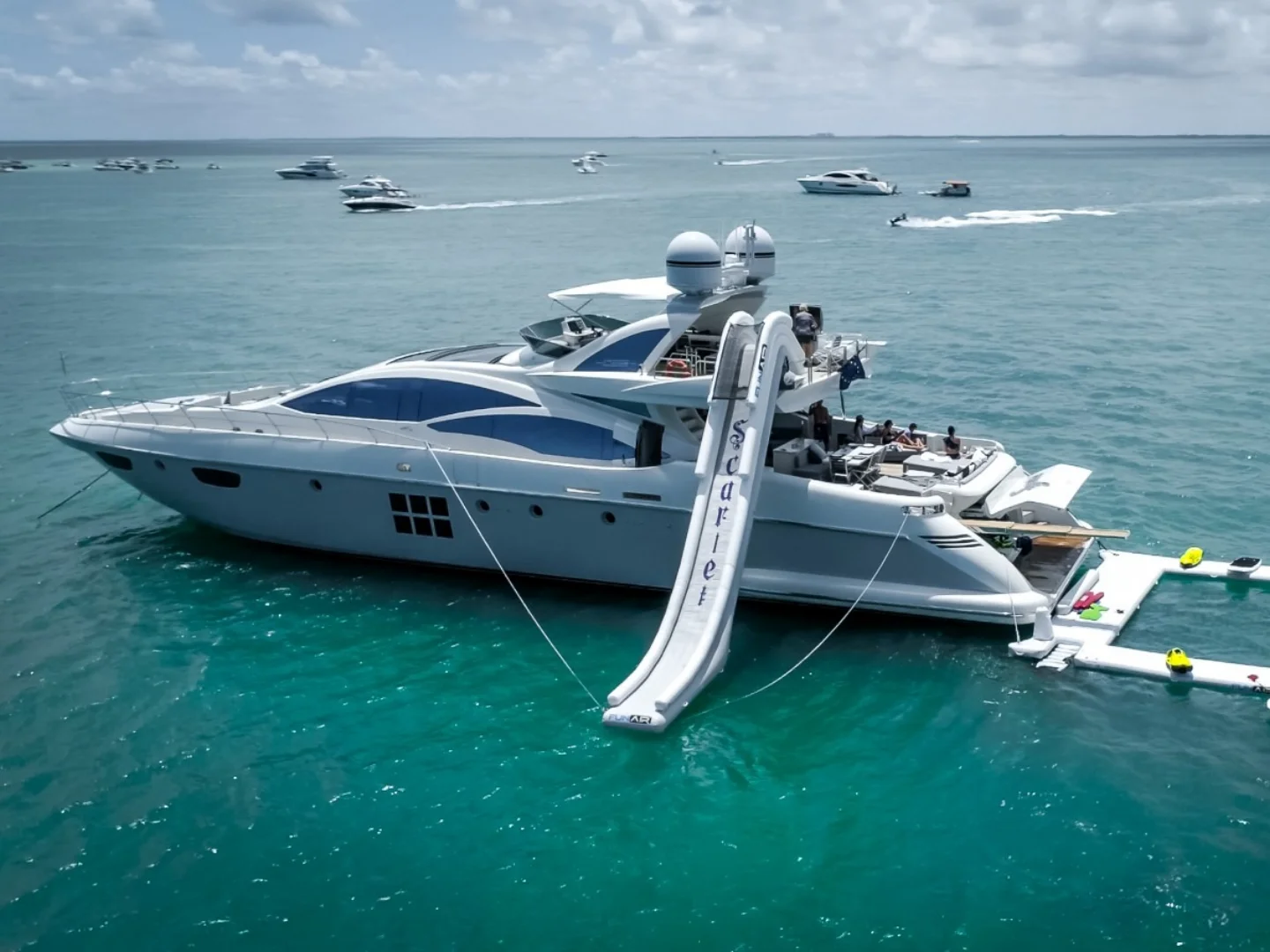 SCARLET | Azimut 103S - Photo 28