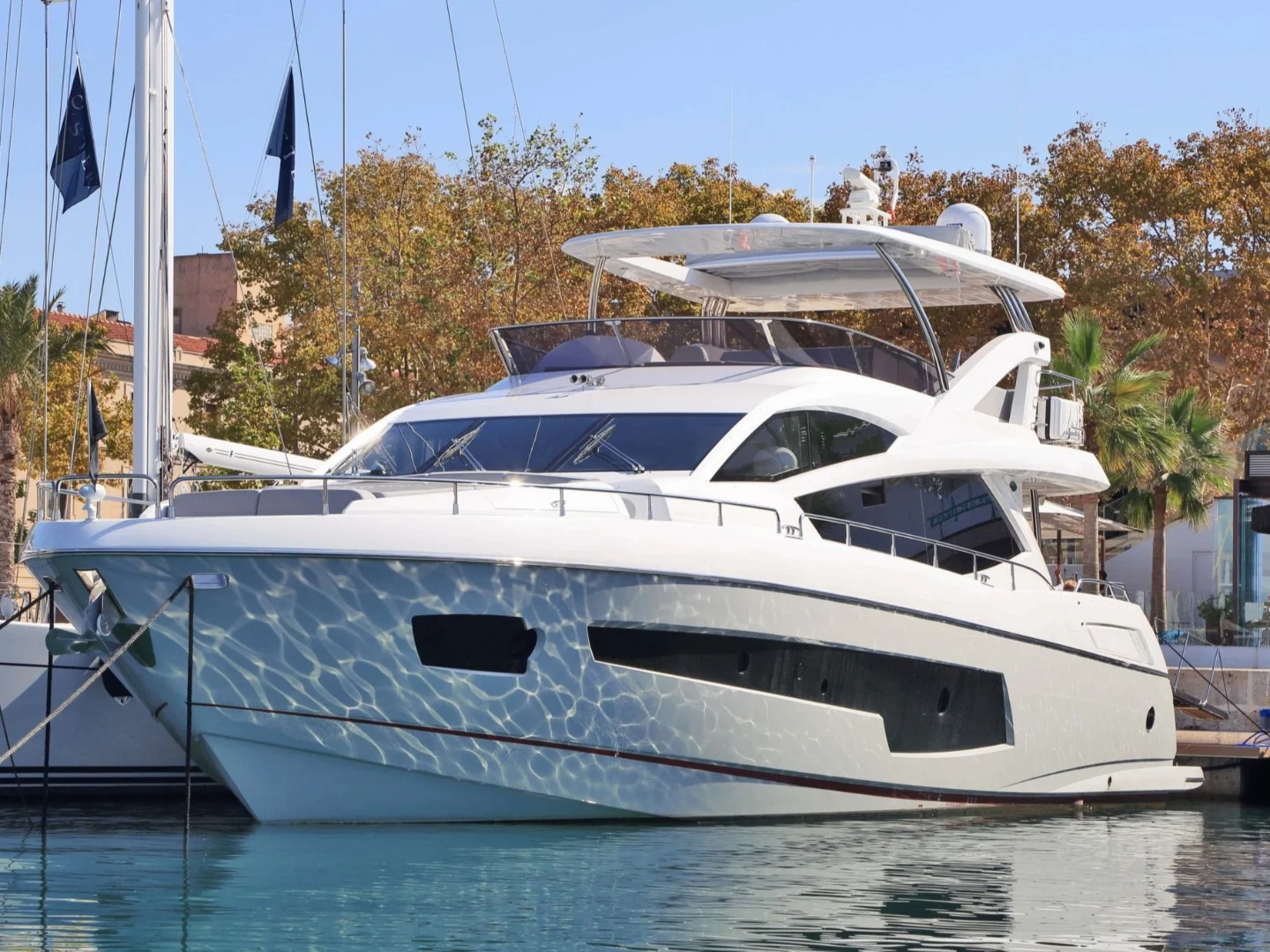 RAOUL W | Sunseeker 75 - Photo 2