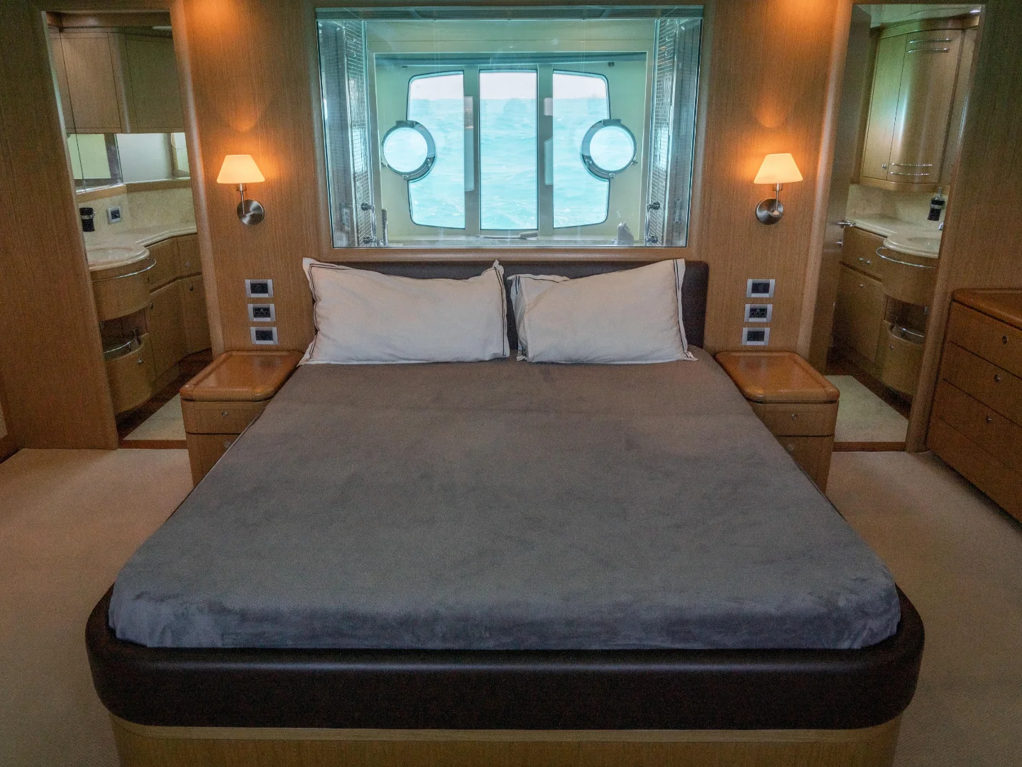 Ferretti 88 For Sale | MY Fortis II  - Photo 14