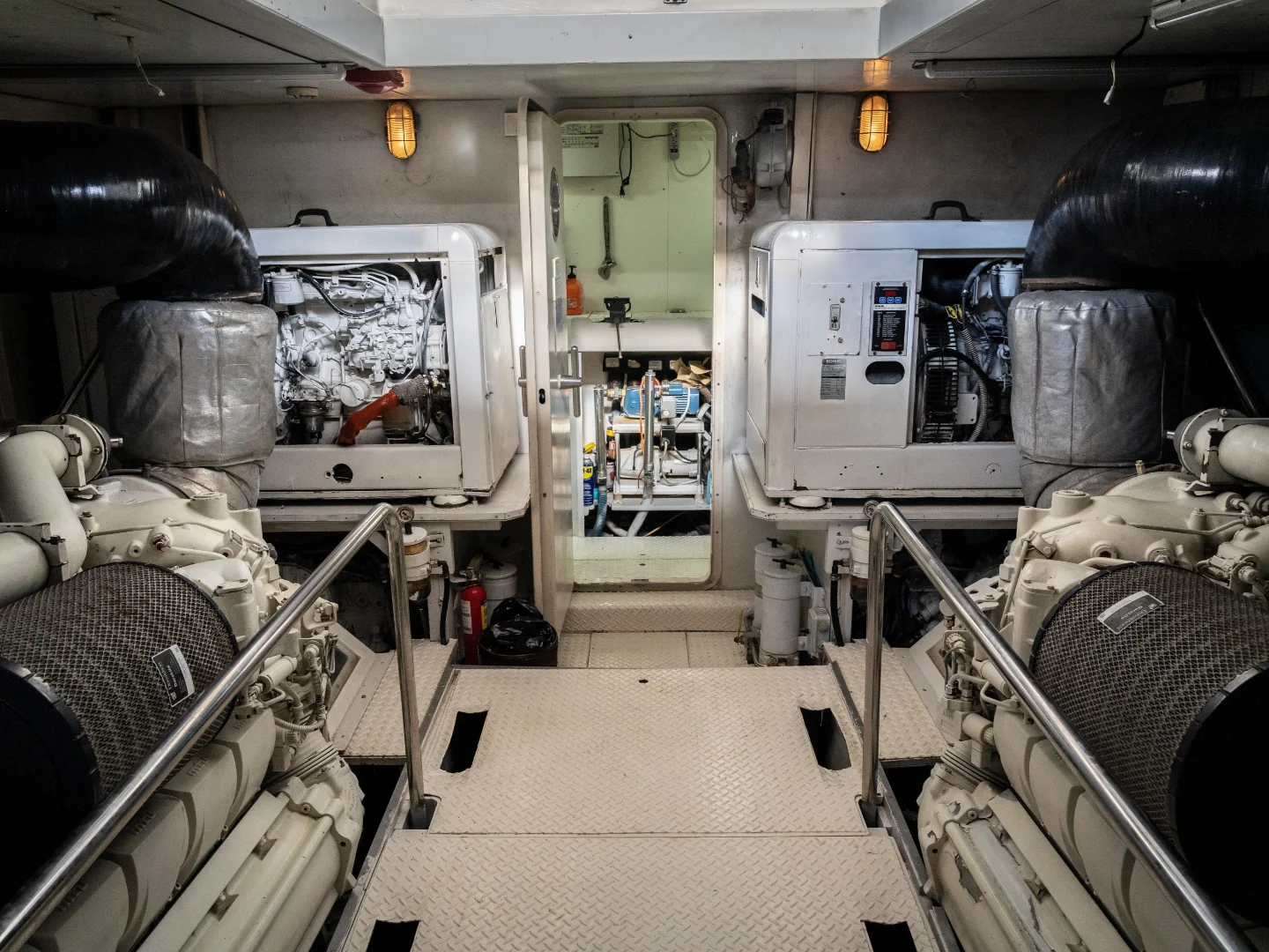 Ferretti 88 For Sale | MY Fortis II  - Photo 55