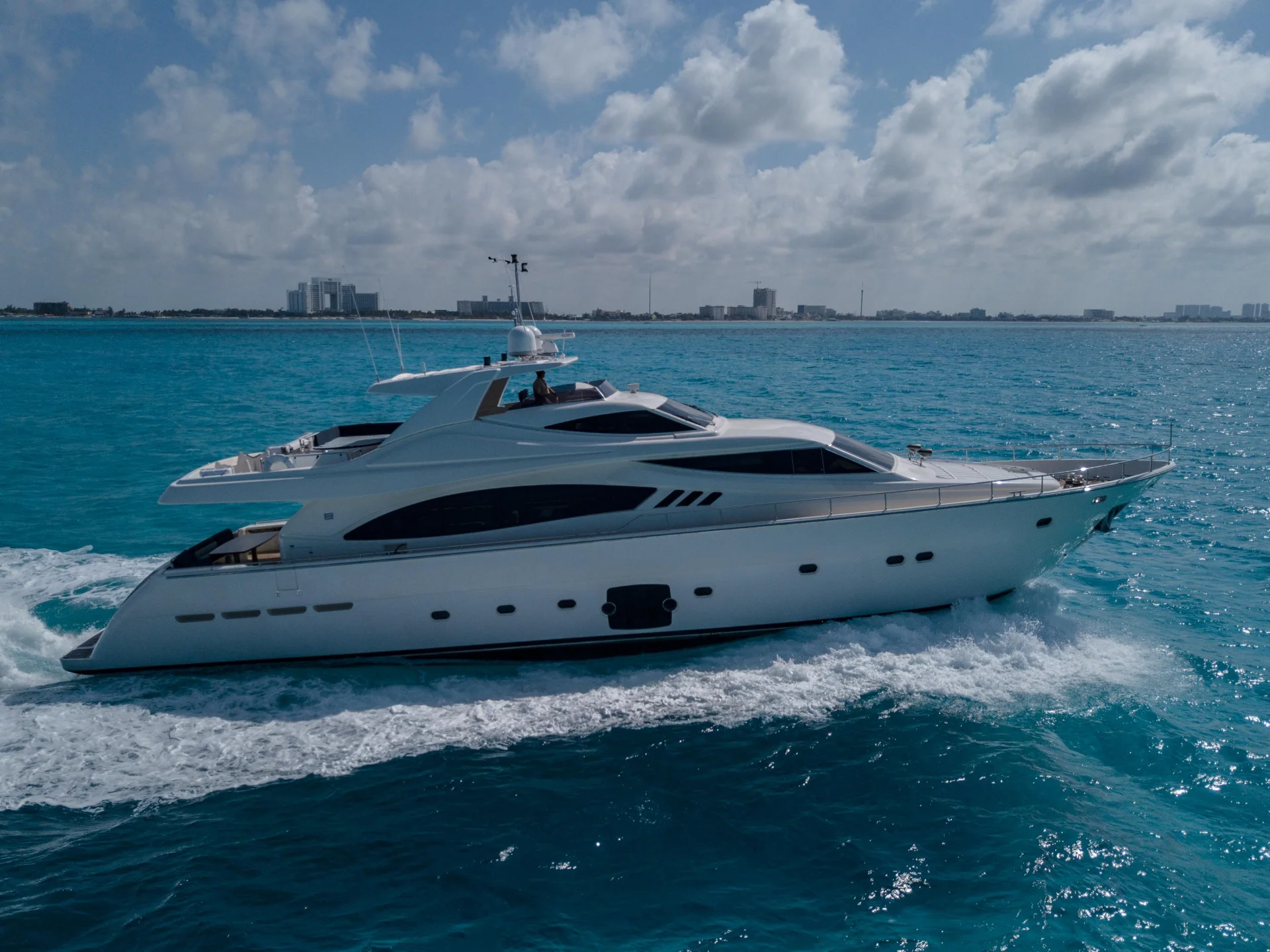 Ferretti 88 For Sale | MY Fortis II  - Photo 3