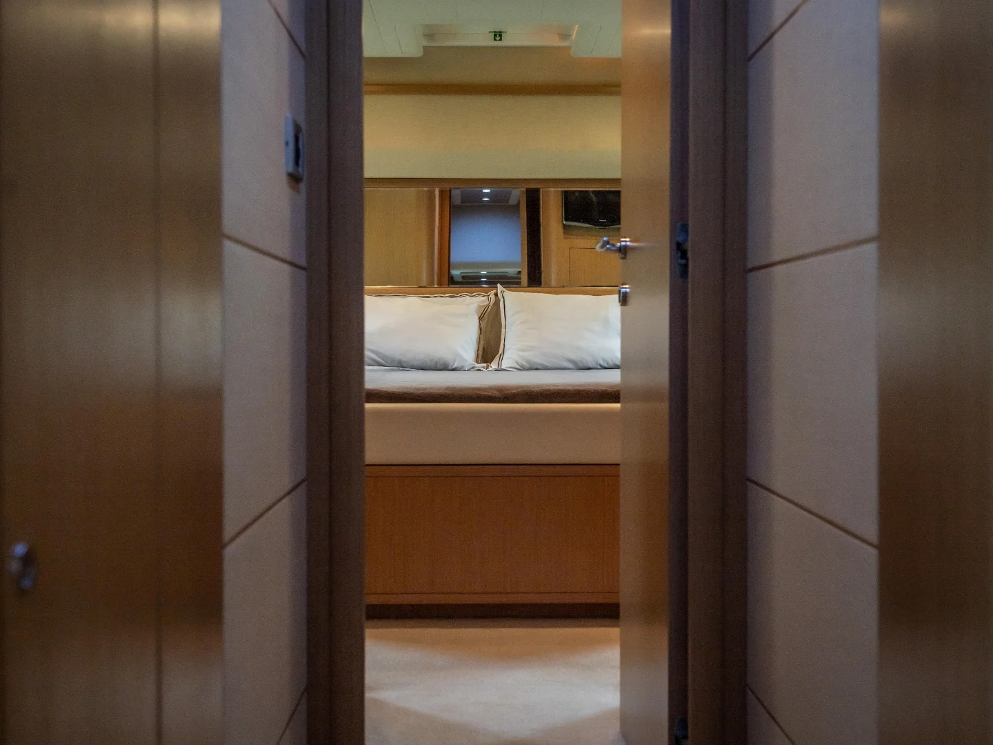 Ferretti 88 For Sale | MY Fortis II  - Photo 24