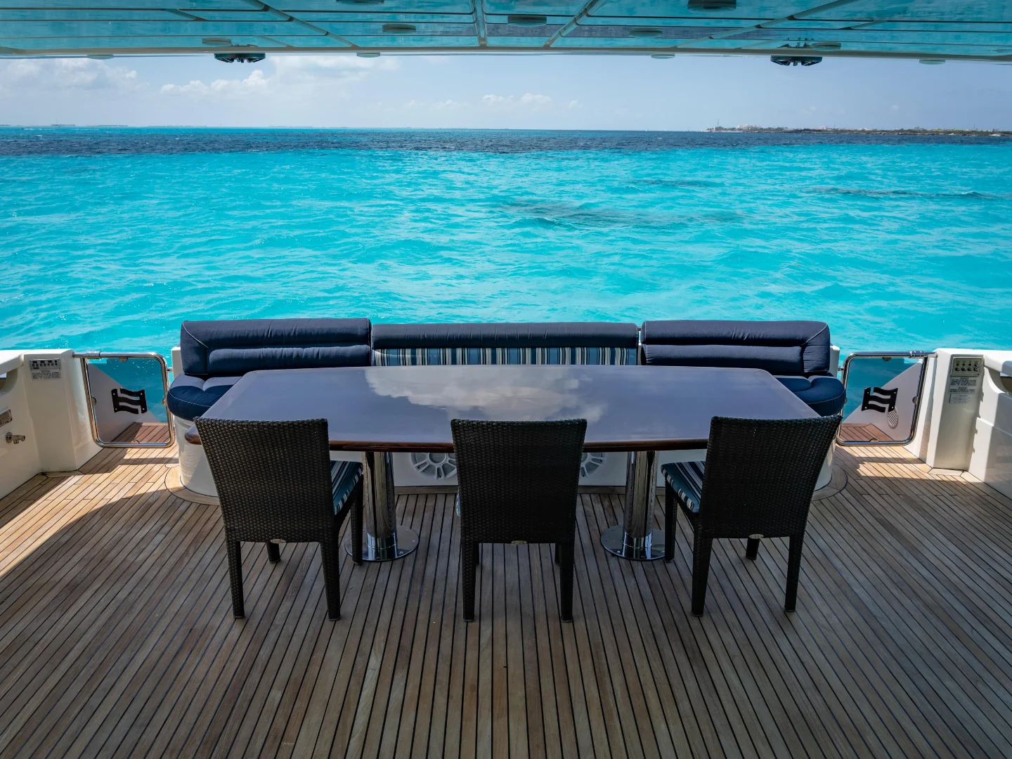 Ferretti 88 For Sale | MY Fortis II  - Photo 46