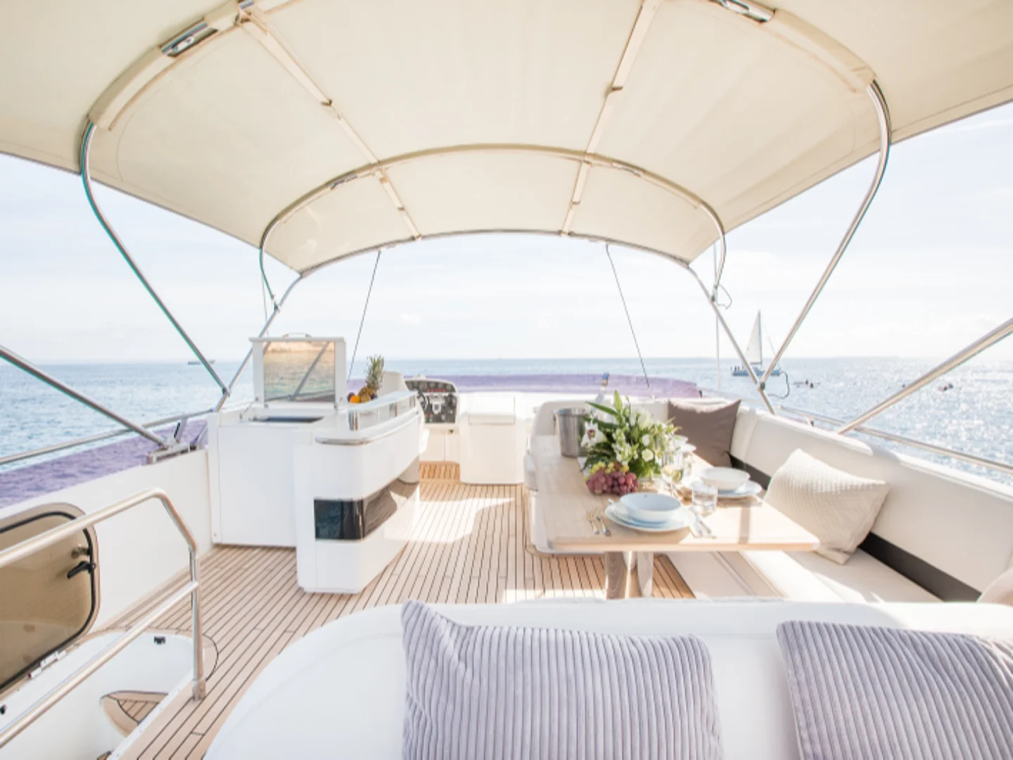 MY Mio Barco | Princess 64 - Photo 11