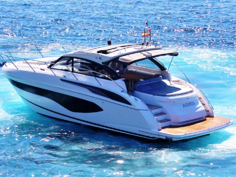 yacht-charter-ibiza-princess-v50-aspen
