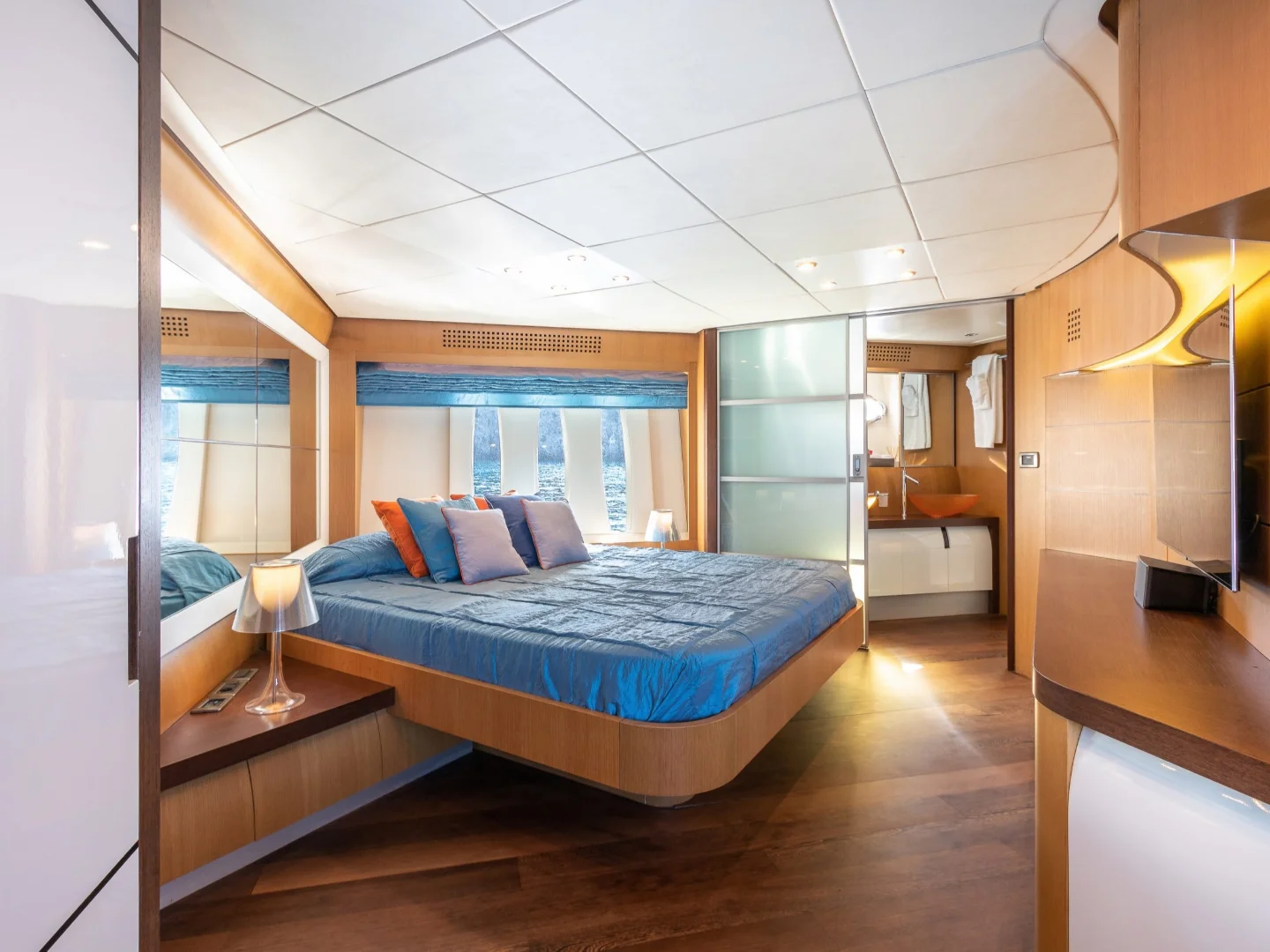 INSPIRATION | Pershing 90 - Photo 13