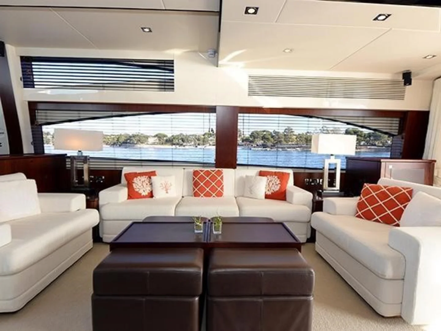 ARIYAS | Sunseeker Predator 84 - Photo 11