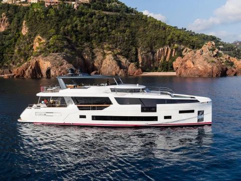sirena 88 yacht charter Mallorca