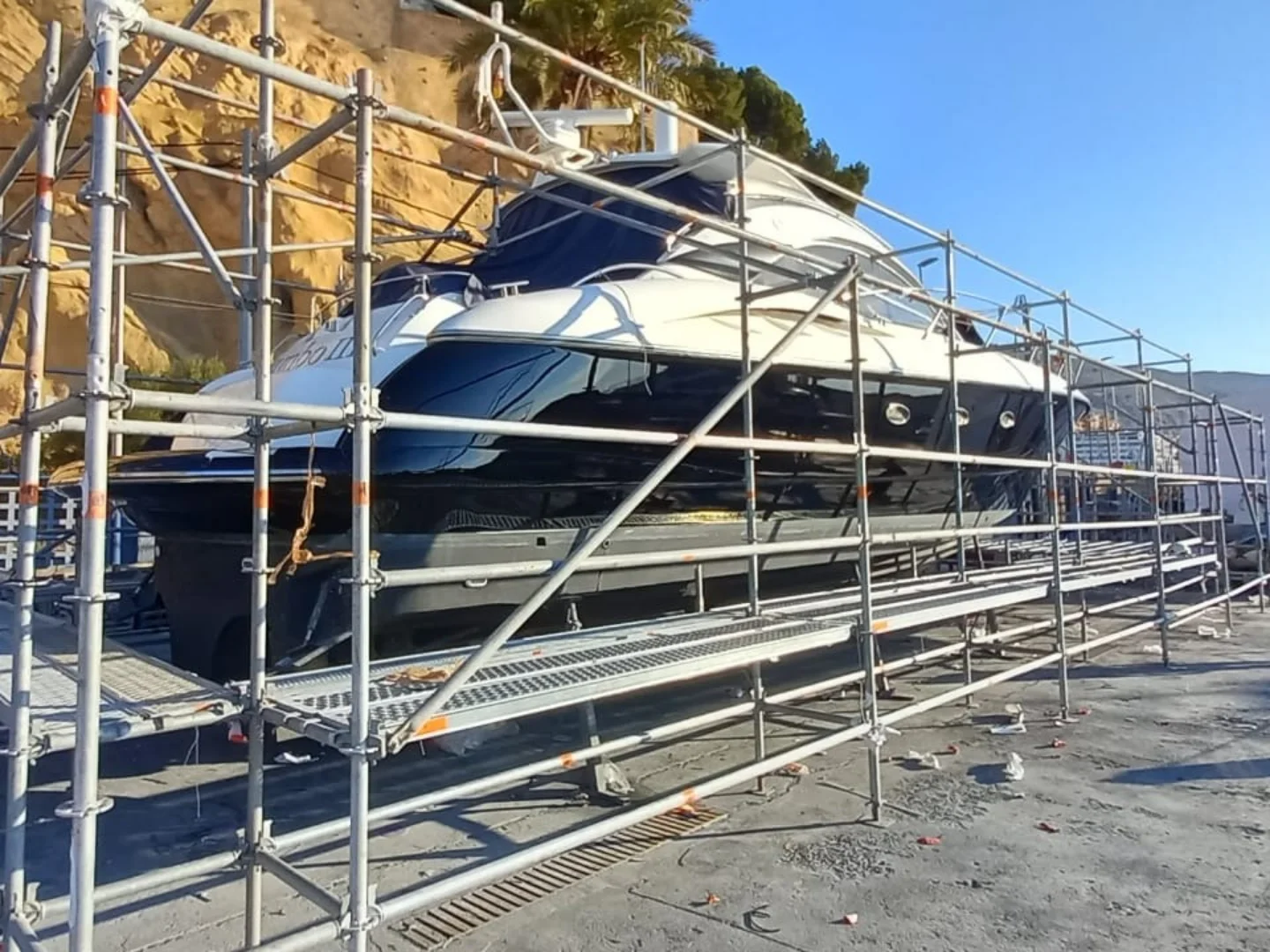 Sunseeker Camargue 50 of 2003 for Sale - Photo 18