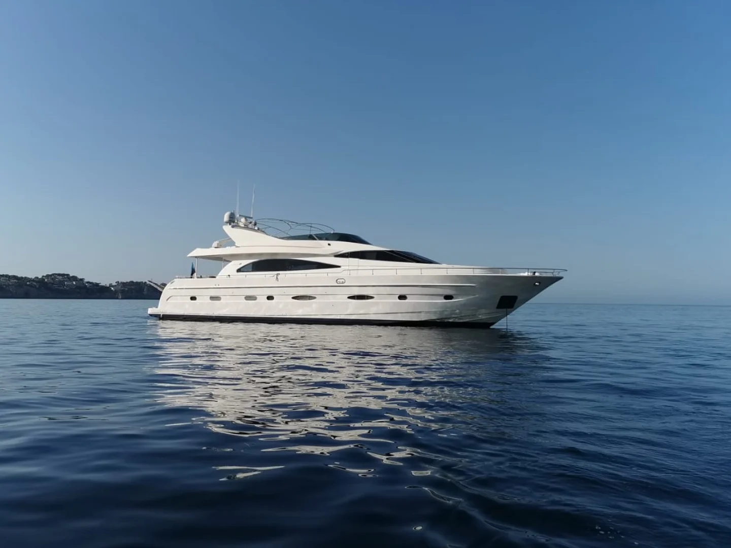 Amazing Astondoa 82 GLX - Photo 1