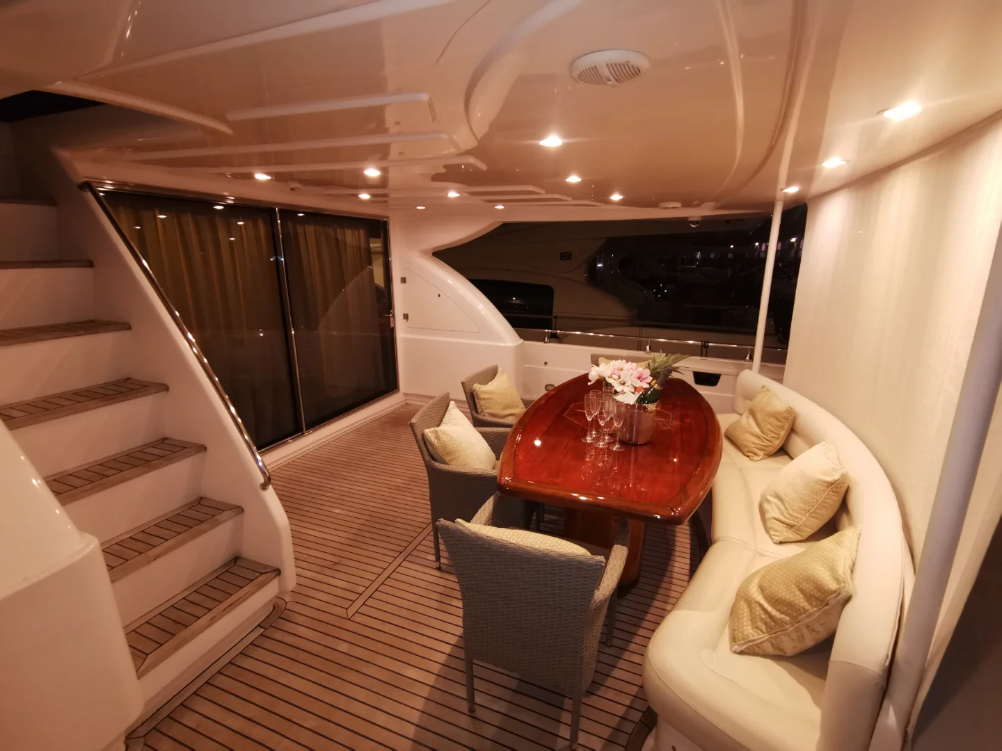 Amazing Astondoa 82 GLX - Photo 11