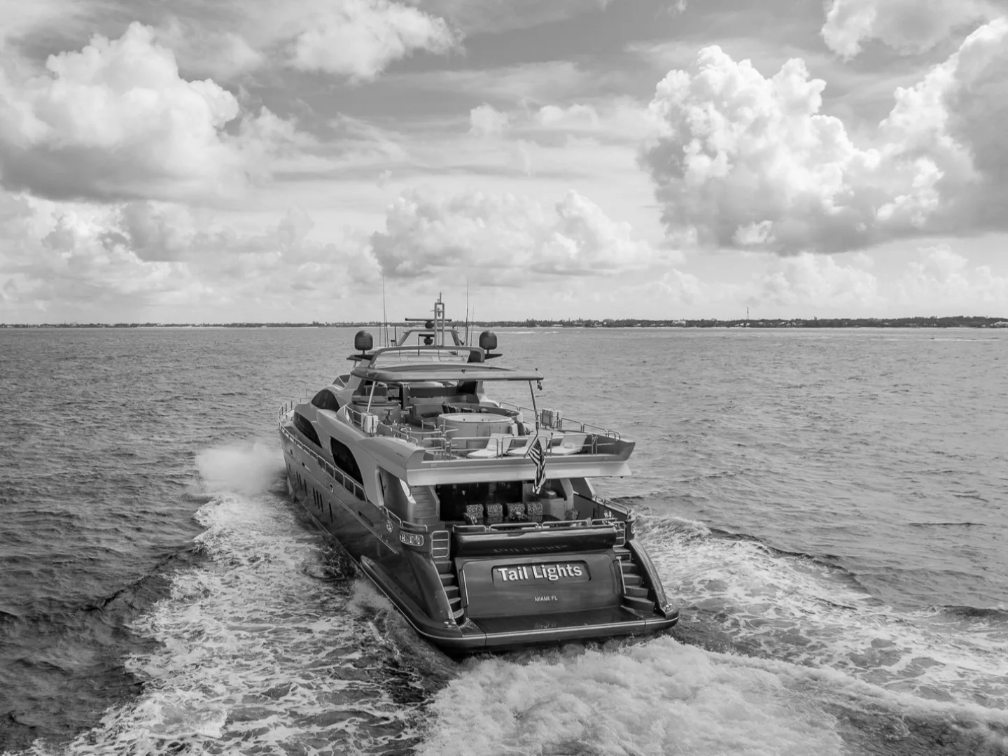 MY Tail Lights | Azimut 116 - Photo 18