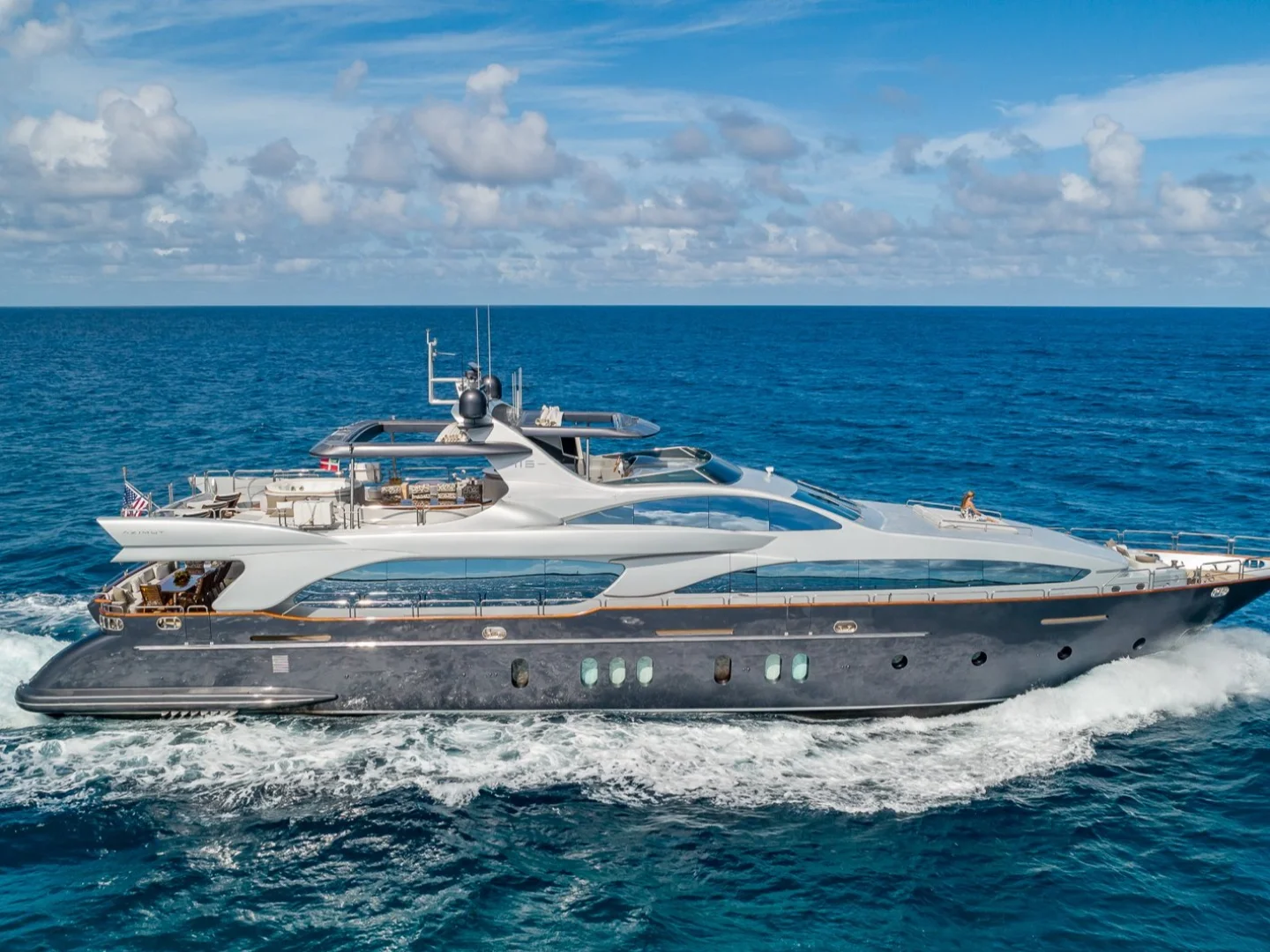 MY Tail Lights | Azimut 116 - Photo 14