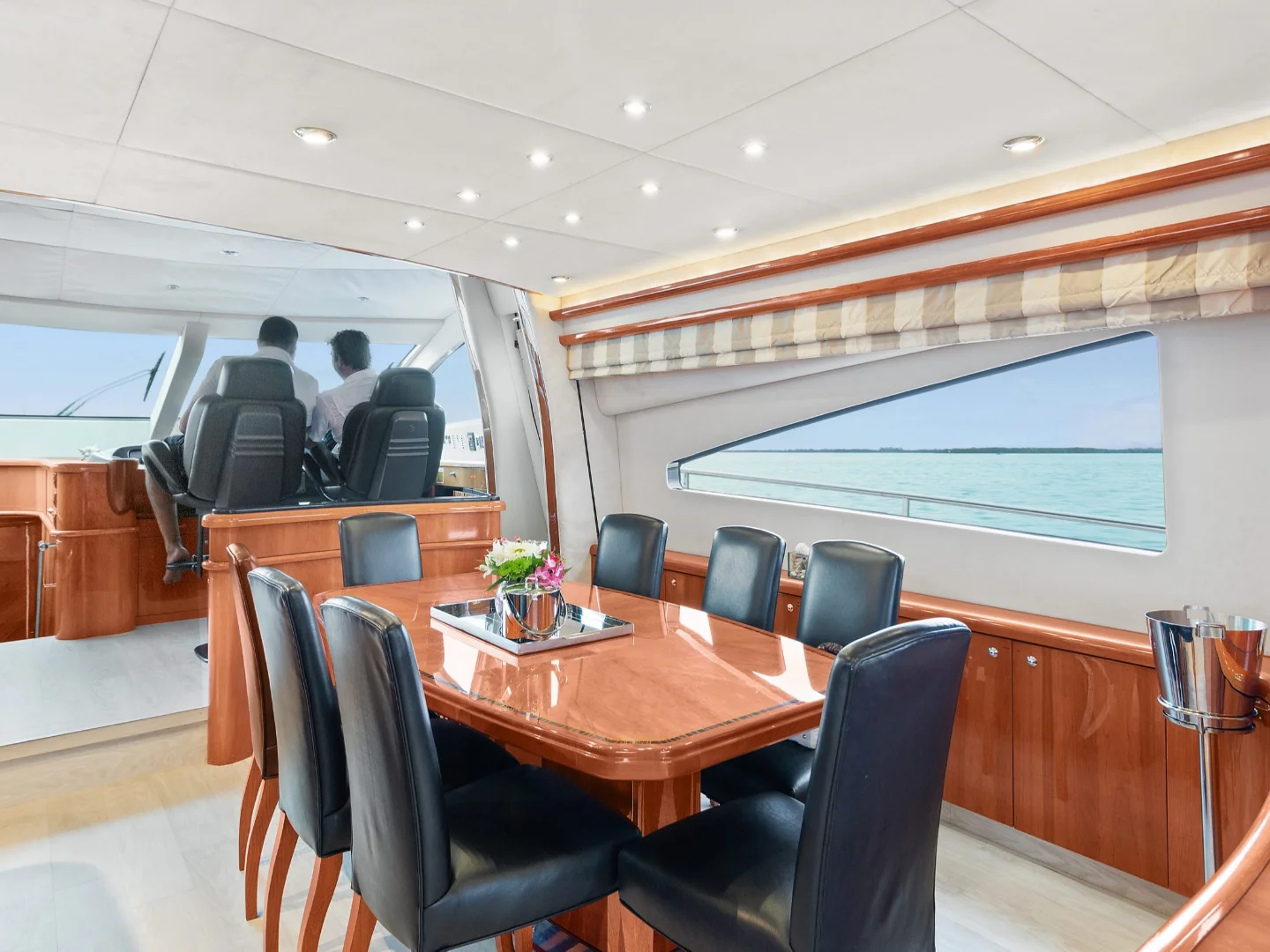 ACQUA ALBERTI | Sunseeker 82 - Photo 13