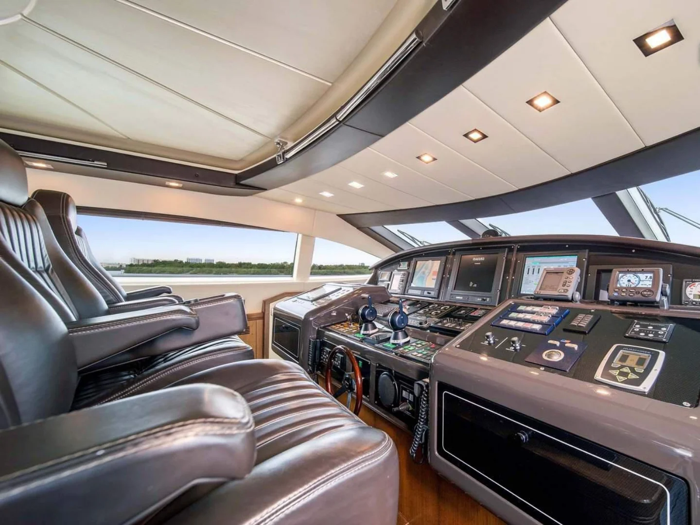 DAYA | Mangusta 105 - Photo 24
