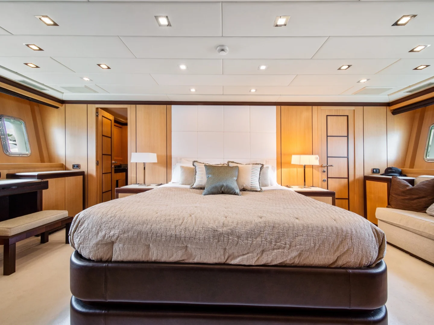 DAYA | Mangusta 105 - Photo 21