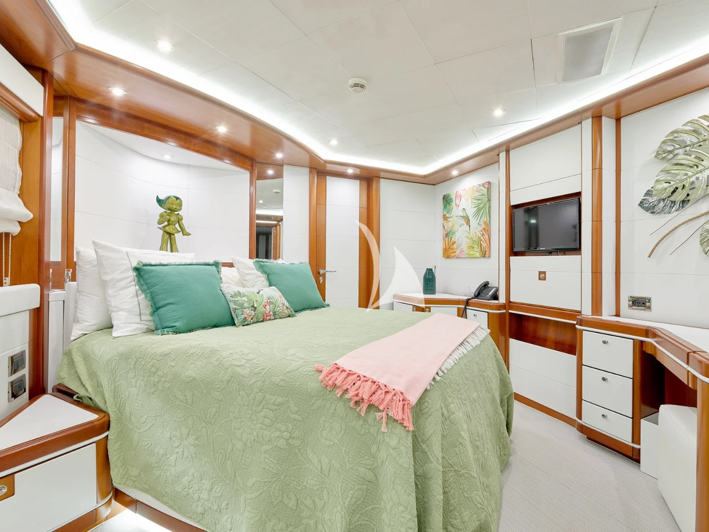 BUNKER | CRN 40 - Photo 15