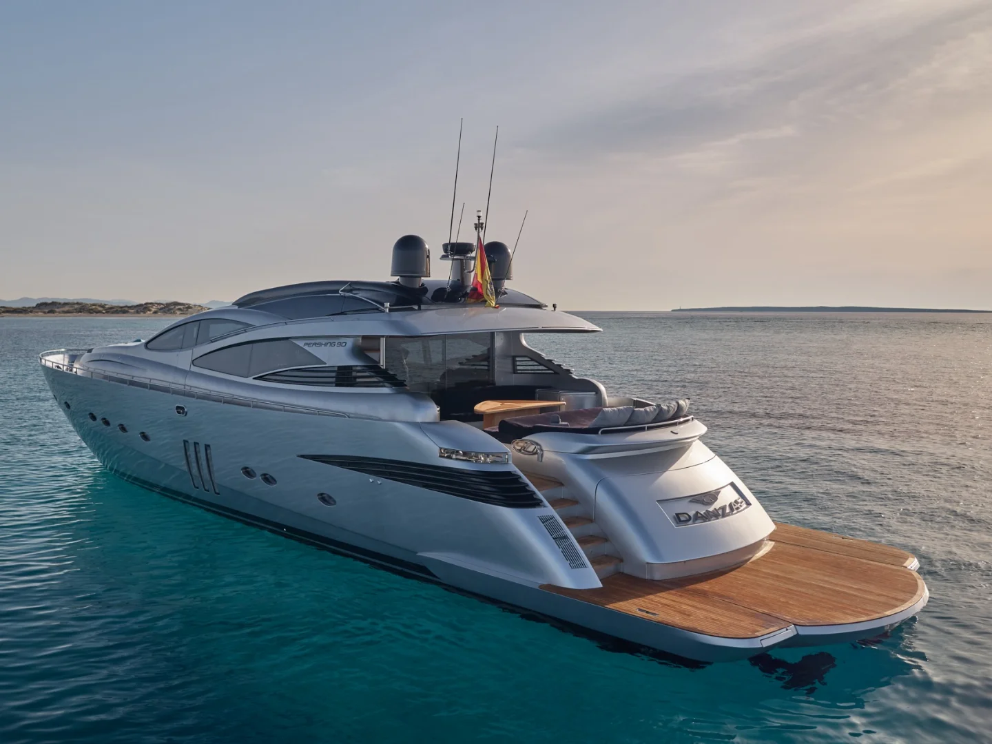 DANZAS | Pershing 90 - Photo 10
