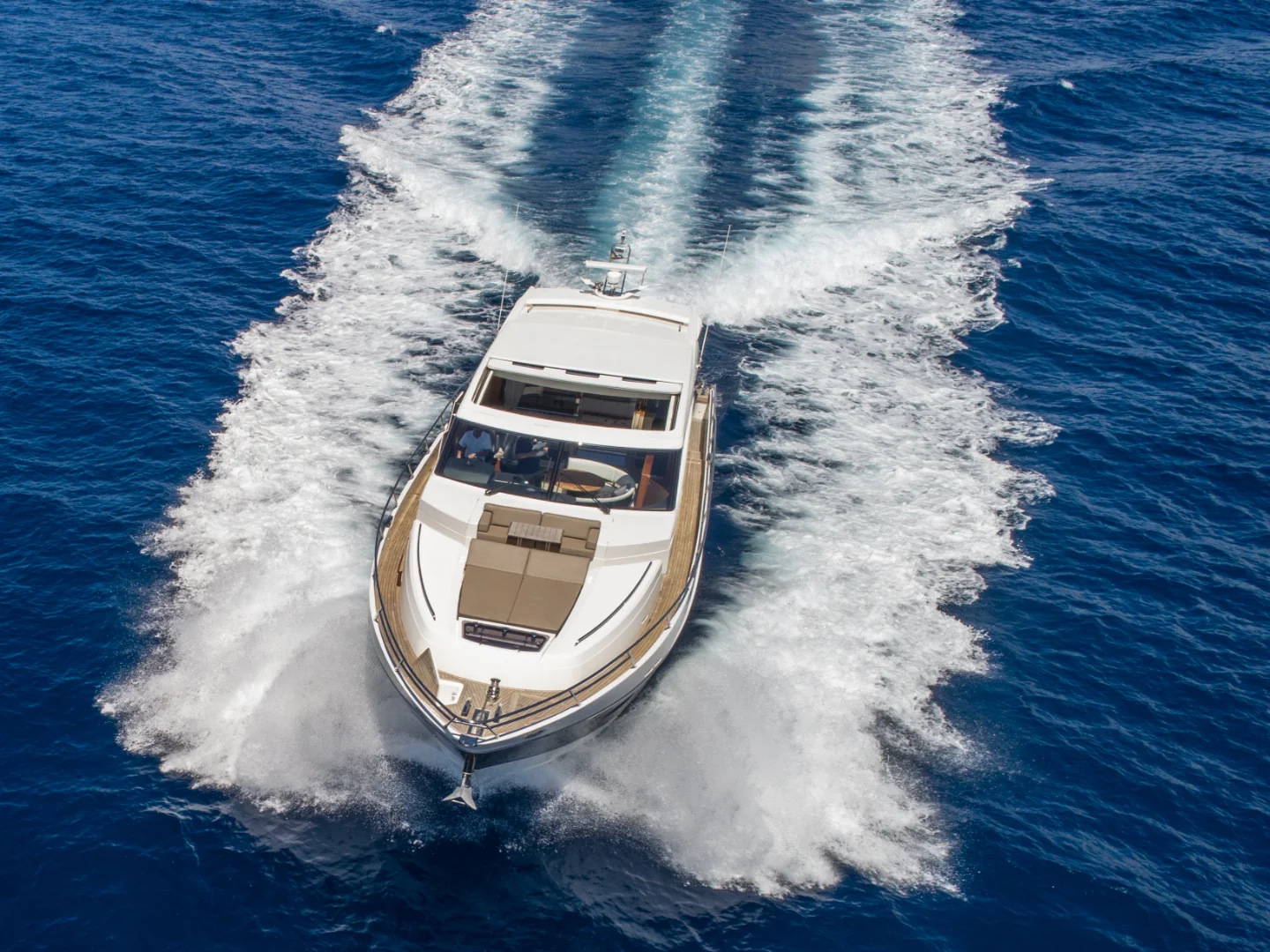 RUBY TUESDAY | Princess V72 - Photo 2