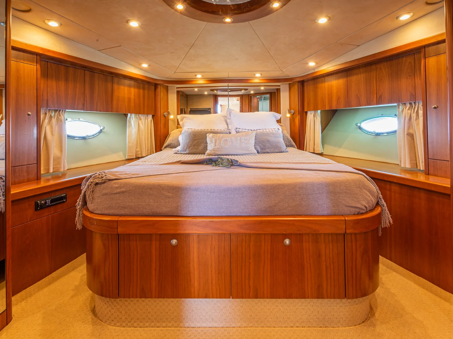 MALBEC | Sunseeker Predator 72 - Photo 27