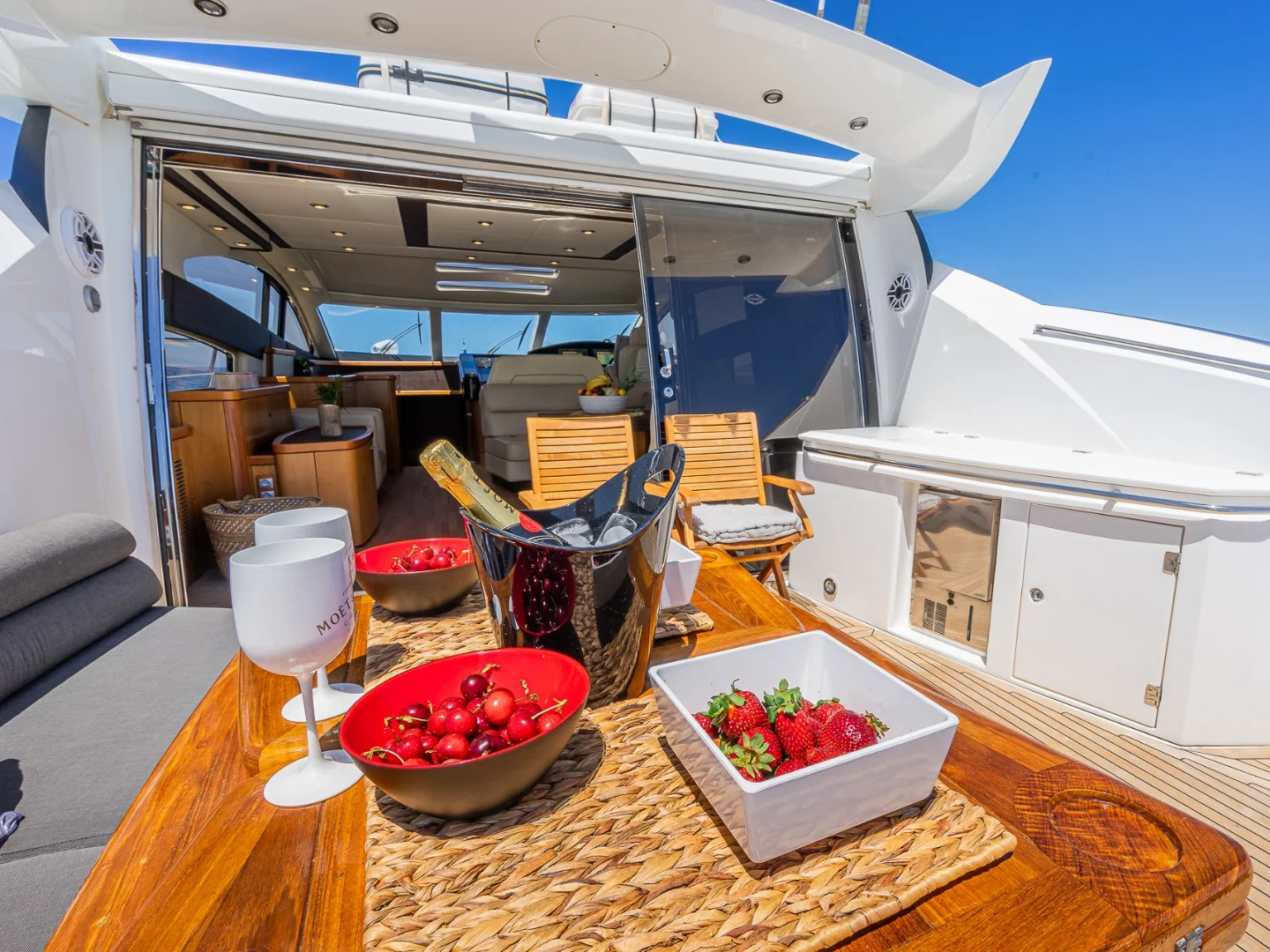 MALBEC | Sunseeker Predator 72 - Photo 17