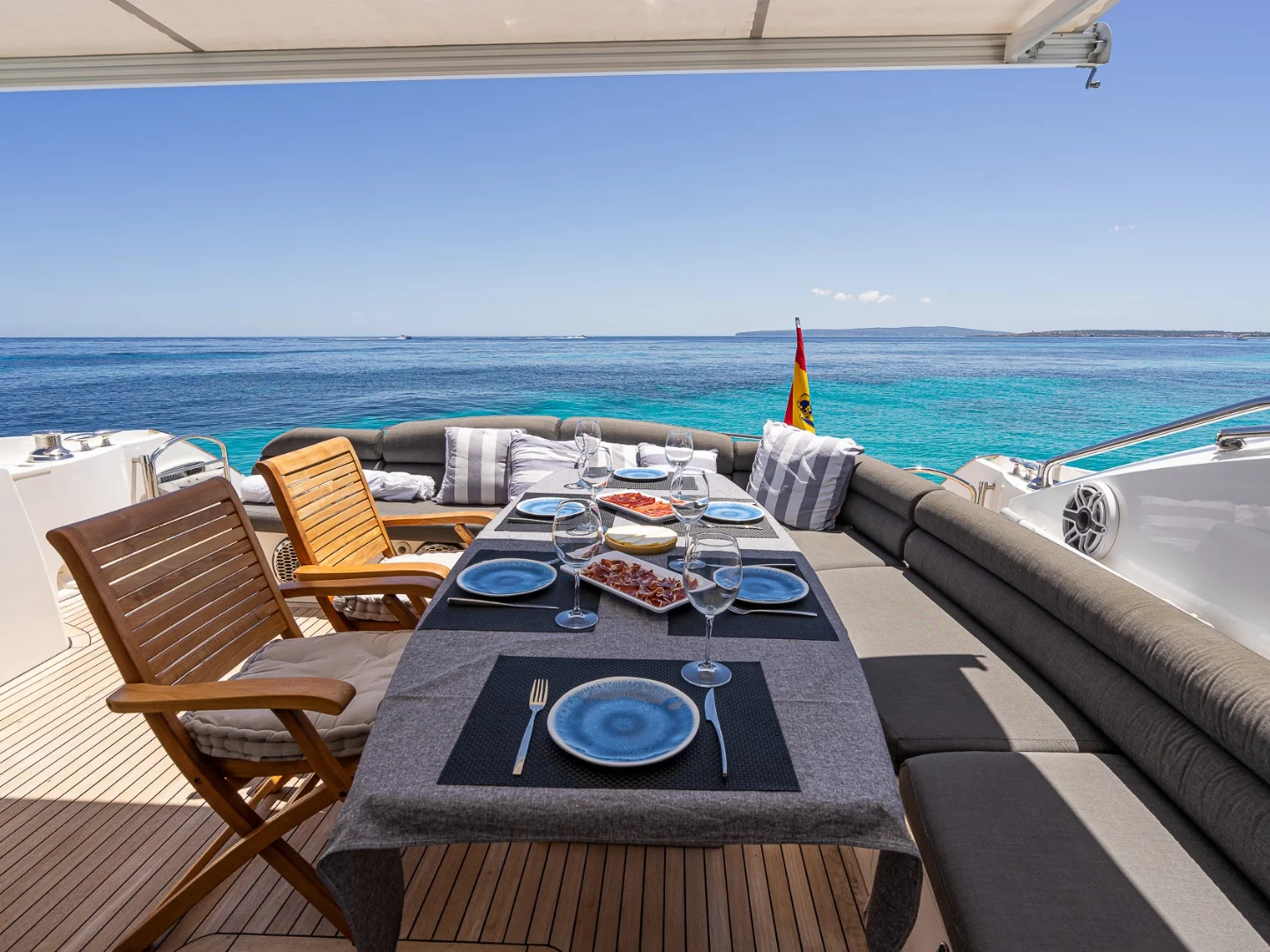 MALBEC | Sunseeker Predator 72 - Photo 15