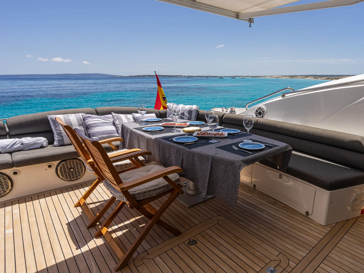 MALBEC | Sunseeker Predator 72 - Photo 14