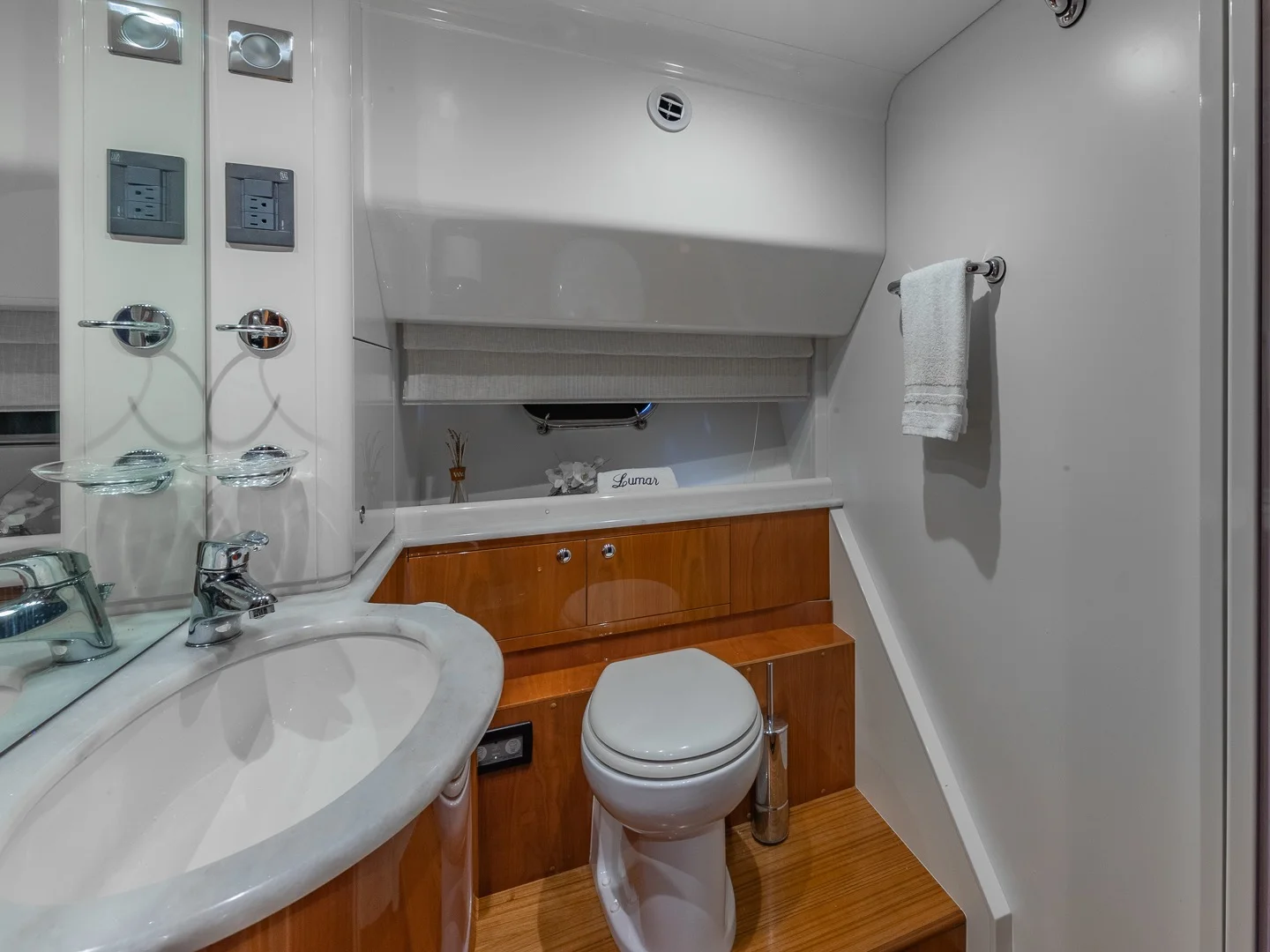 Ferretti 70 - Photo 15