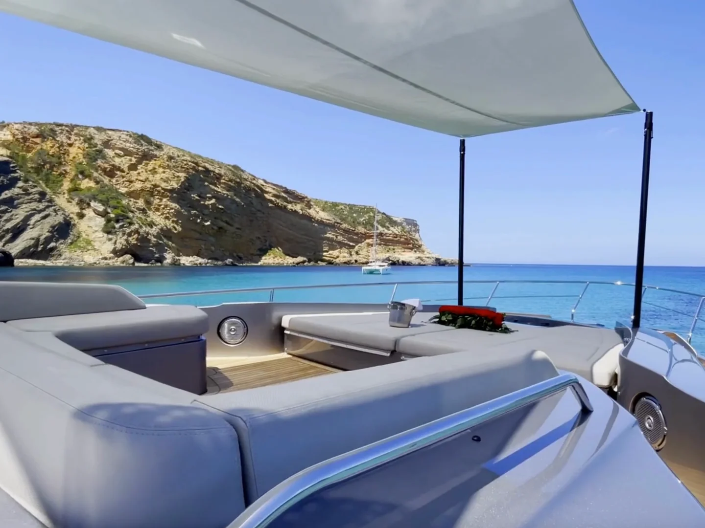 BEYOND | Pershing 8X - Photo 14