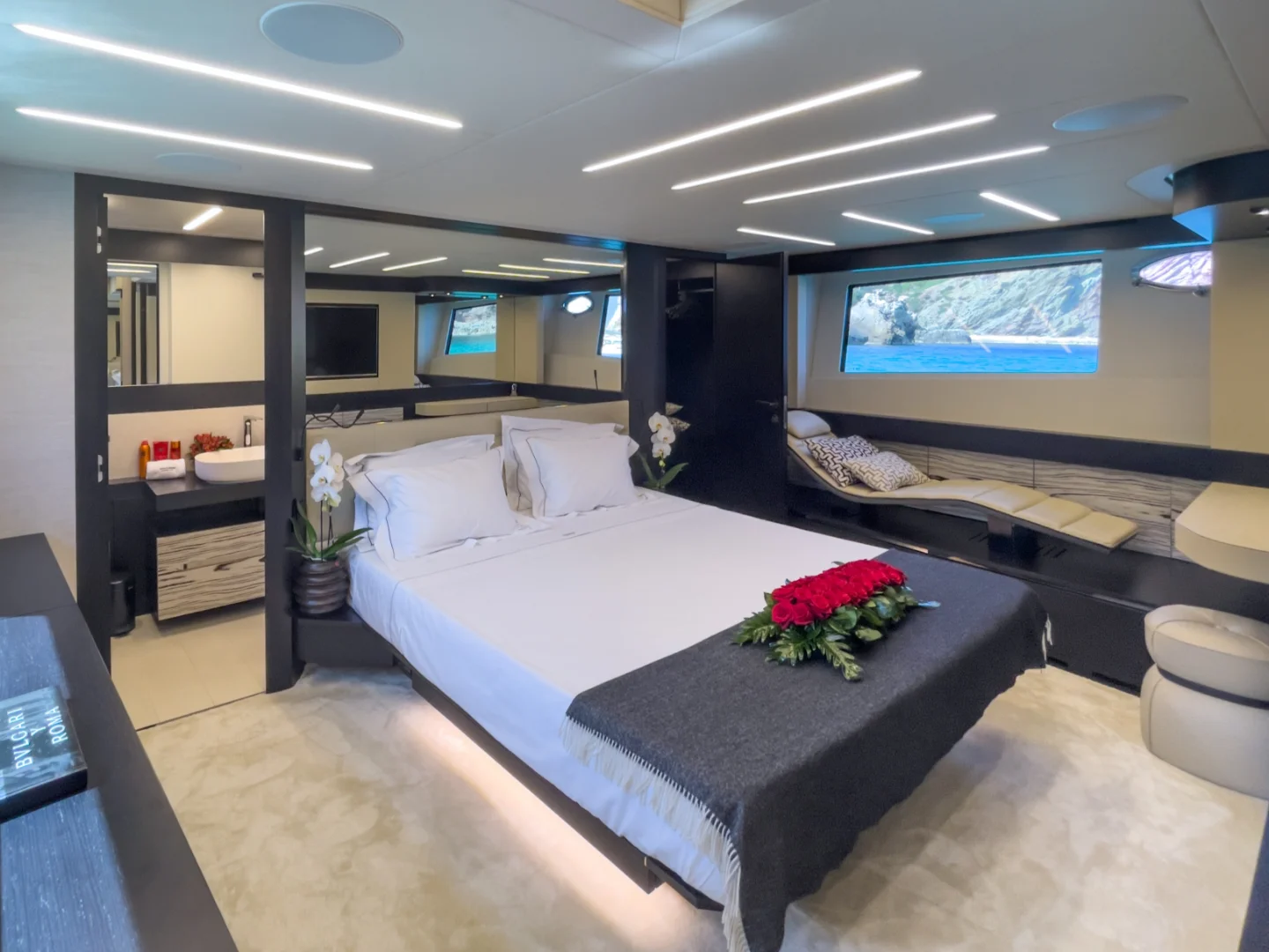 BEYOND | Pershing 8X - Photo 25