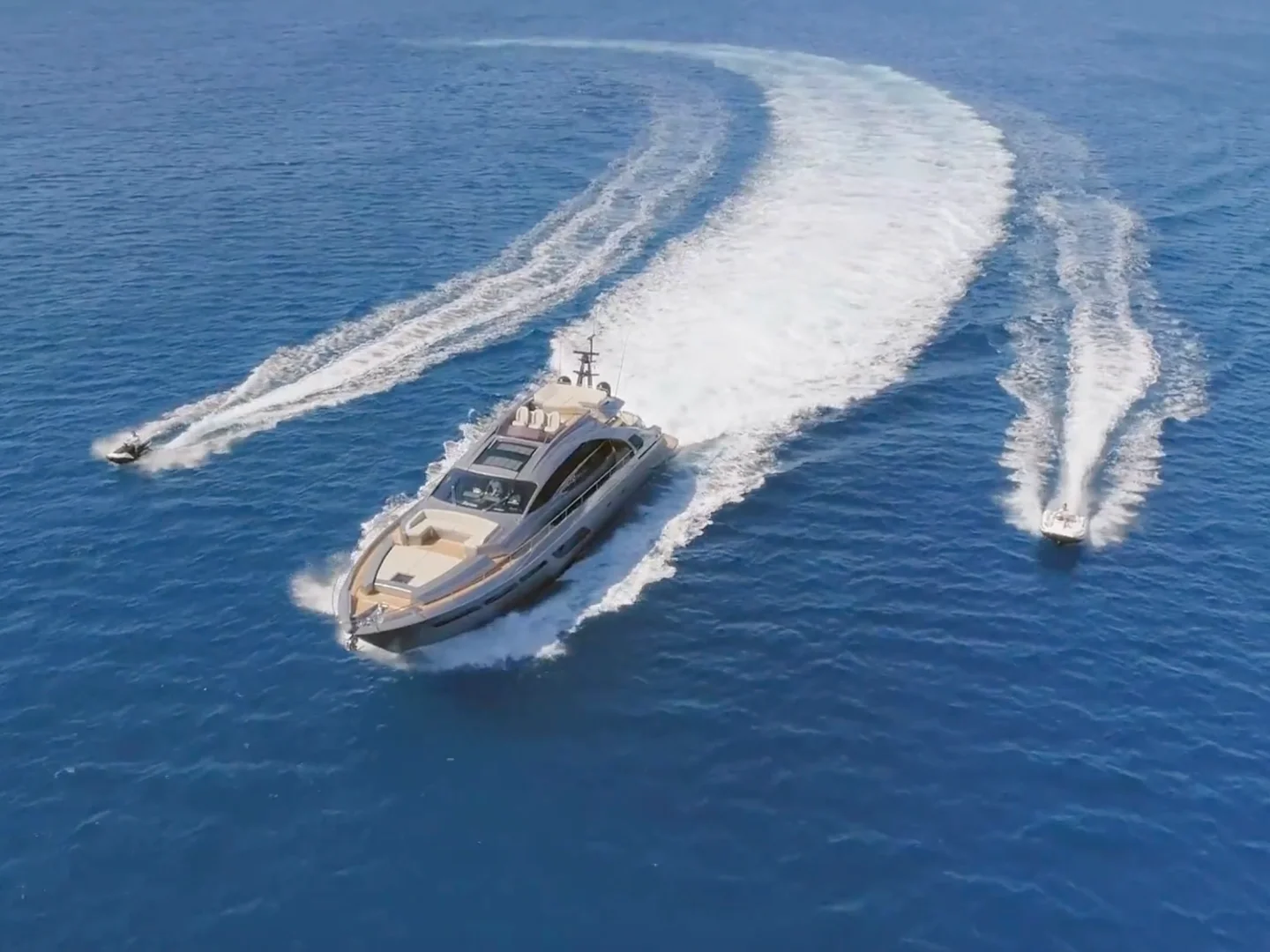 BEYOND | Pershing 8X - Photo 40