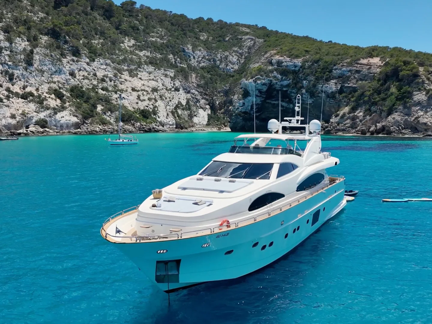 DOLCE VITA IV | Astondoa 102 GLX - Photo 5