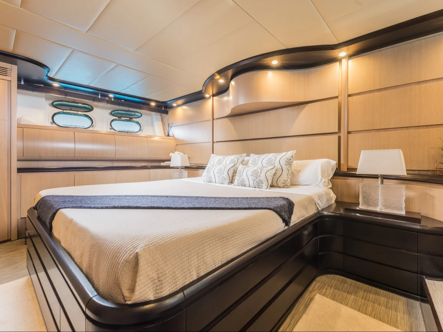 DOLCE VITA IV | Astondoa 102 GLX - Photo 32