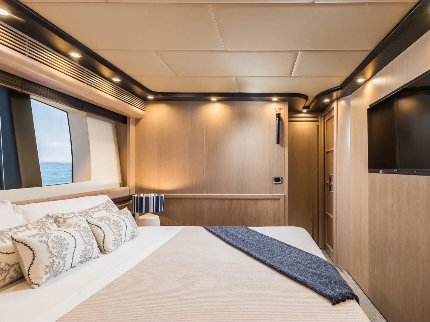 DOLCE VITA IV | Astondoa 102 GLX - Photo 27