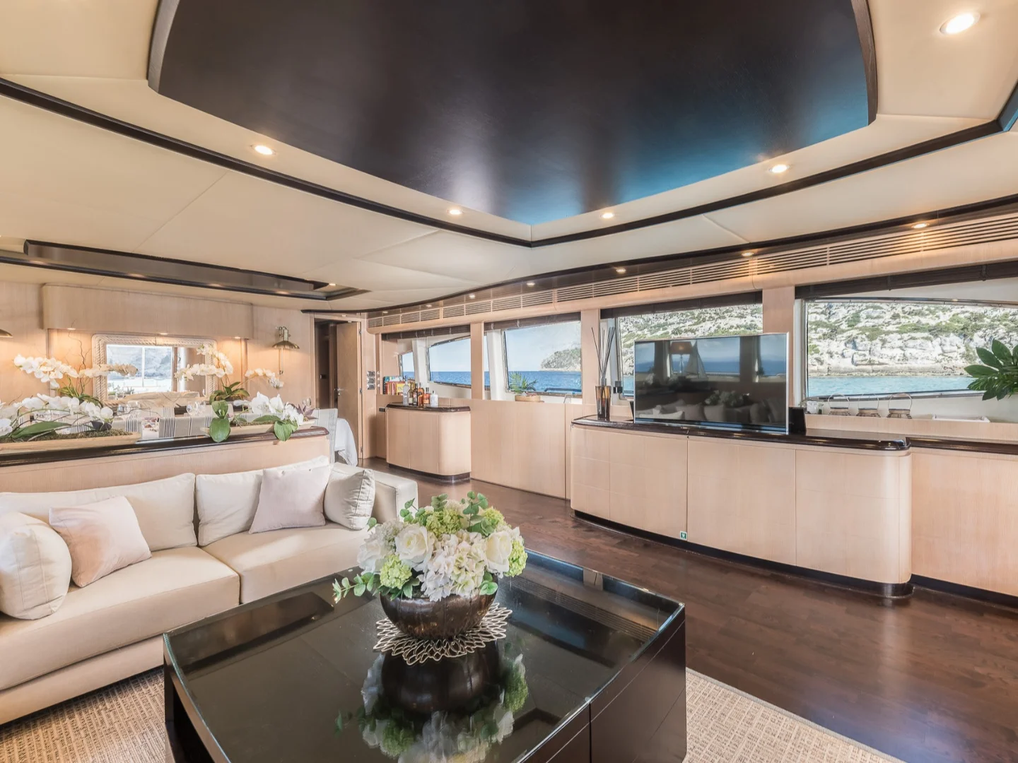 DOLCE VITA IV | Astondoa 102 GLX - Photo 39