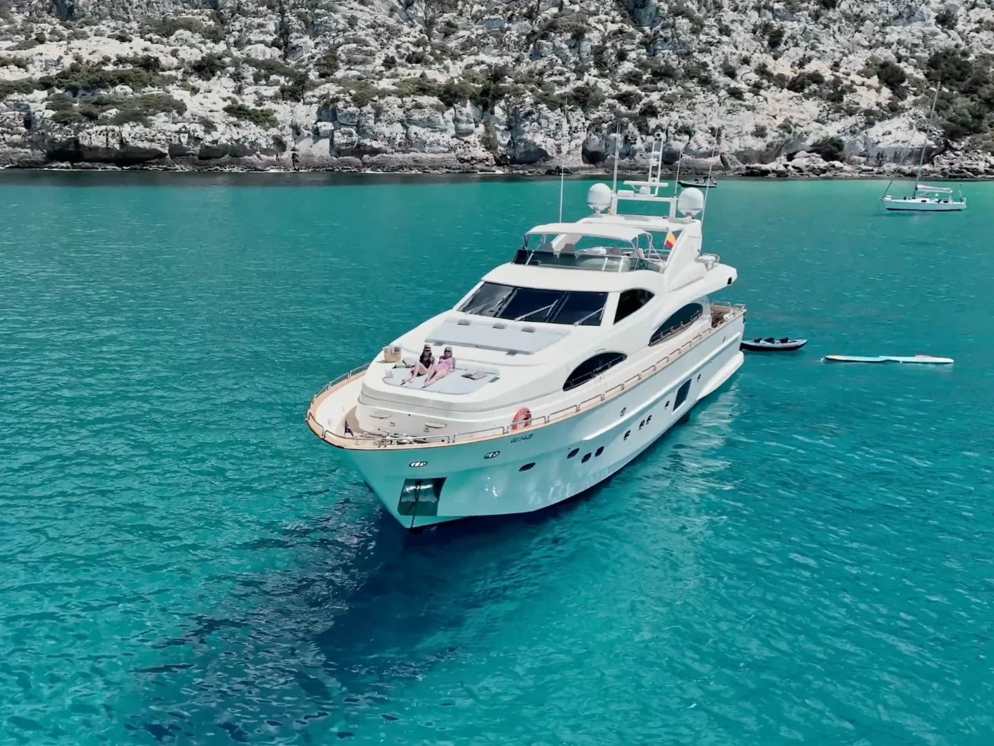 DOLCE VITA IV | Astondoa 102 GLX - Photo 9