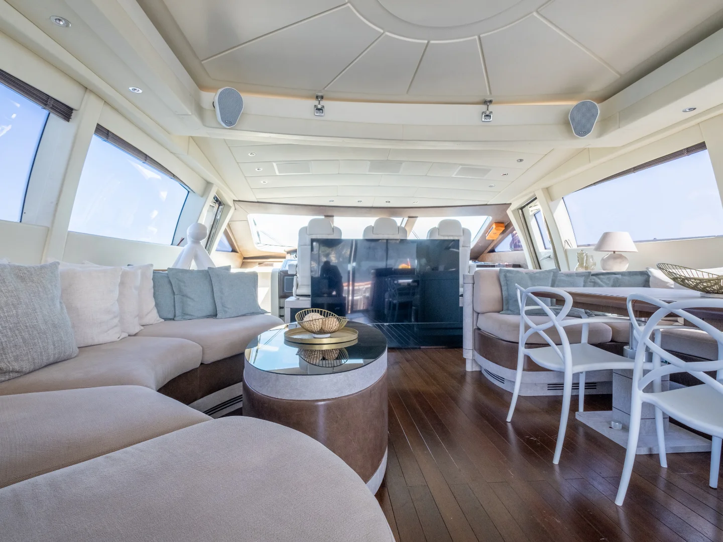 FIVE STARS | Mangusta 92 - Photo 18