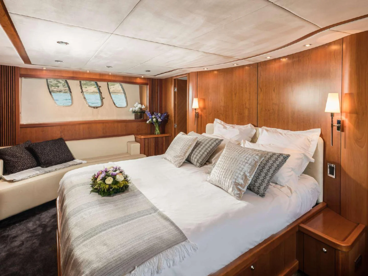 FROGGY | Sunseeker Predator 82 - Photo 20