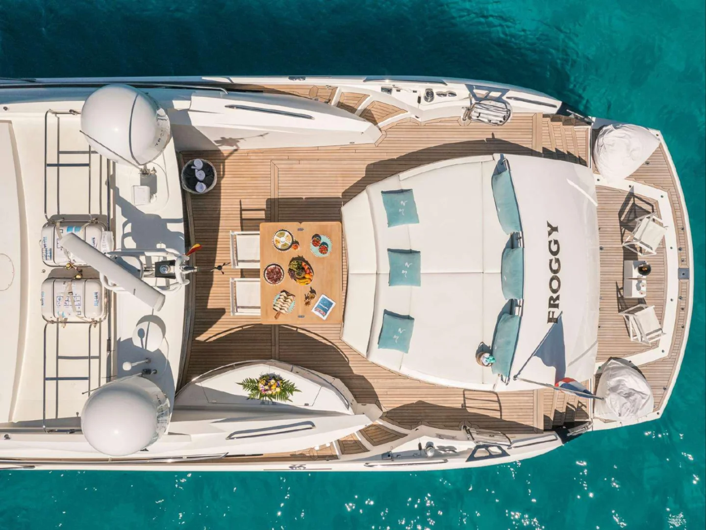 FROGGY | Sunseeker Predator 82 - Photo 8