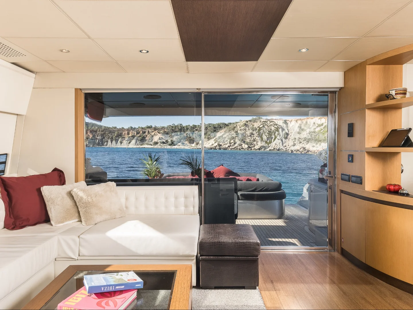 XAMAN | Pershing 90 - Photo 35