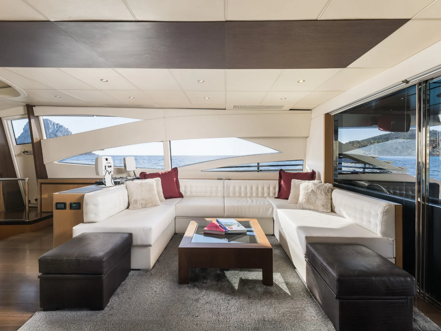 XAMAN | Pershing 90 - Photo 36