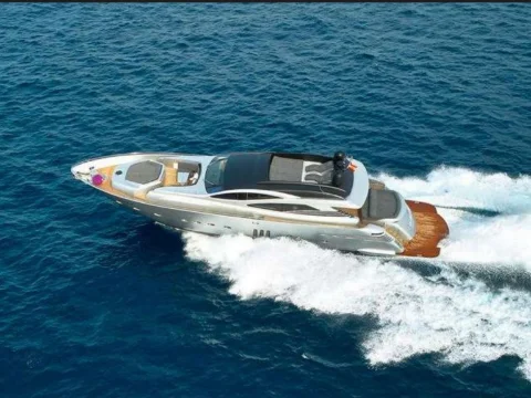 Yacht charter Mallorca Pershing 90 MY Shalimar