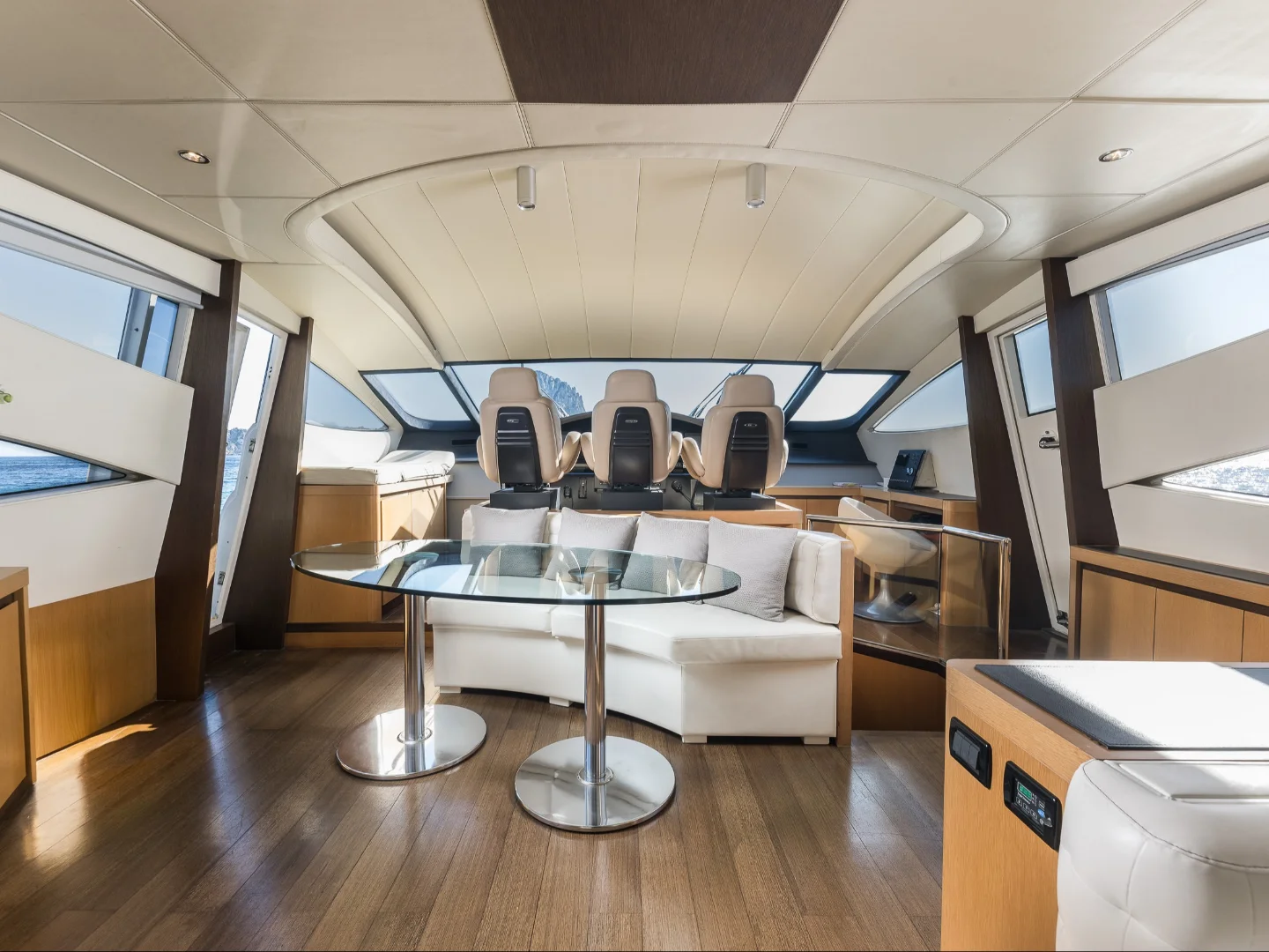 XAMAN | Pershing 90 - Photo 32