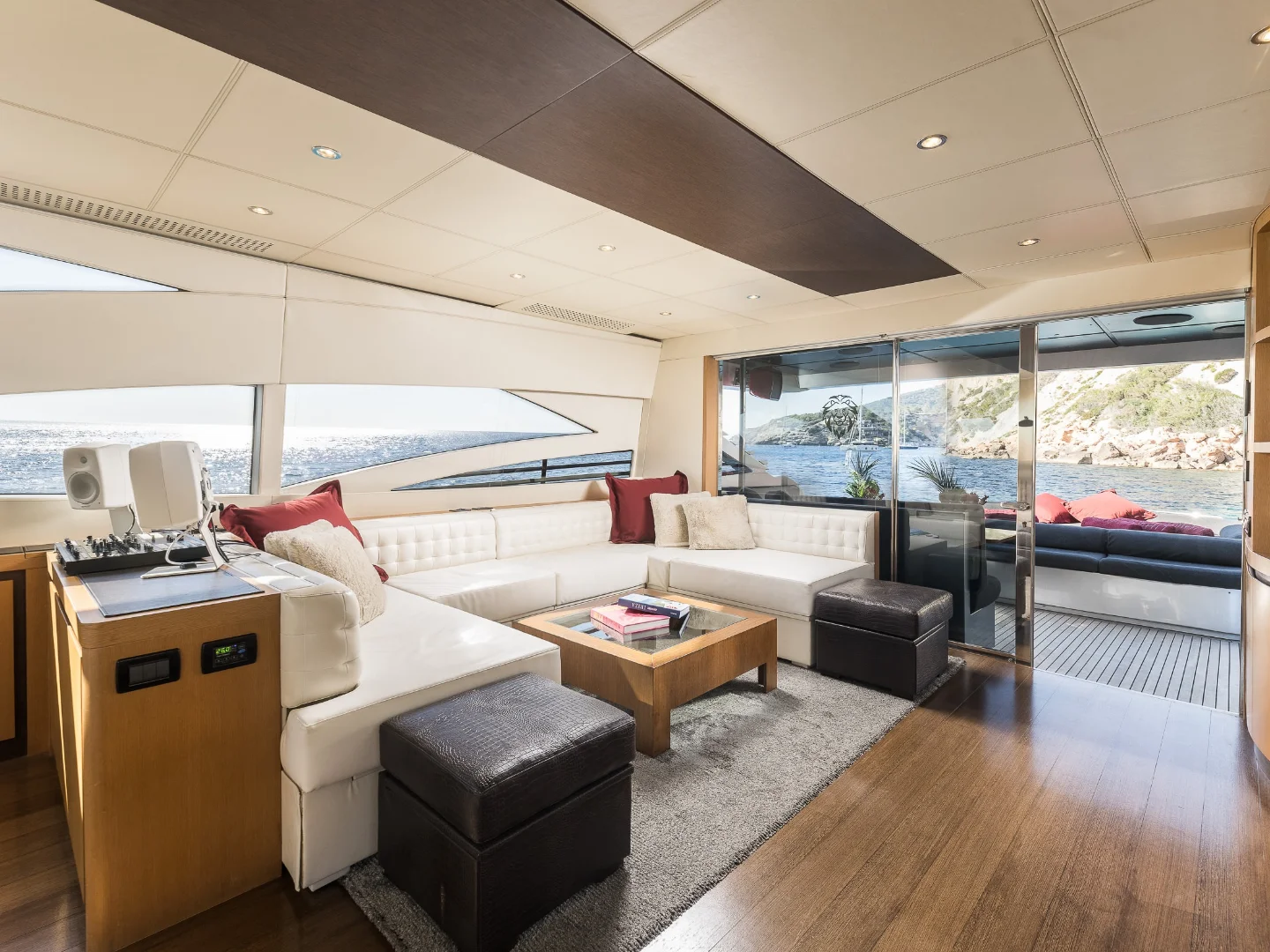 XAMAN | Pershing 90 - Photo 30