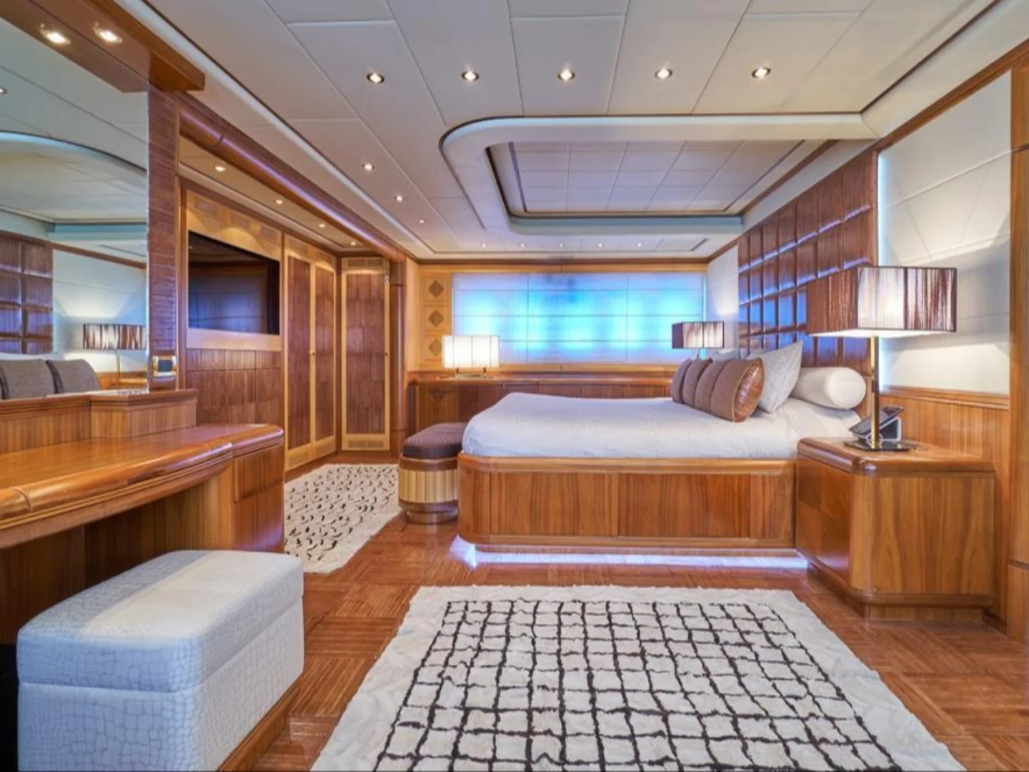 SHANE | Mangusta 130 - Photo 26