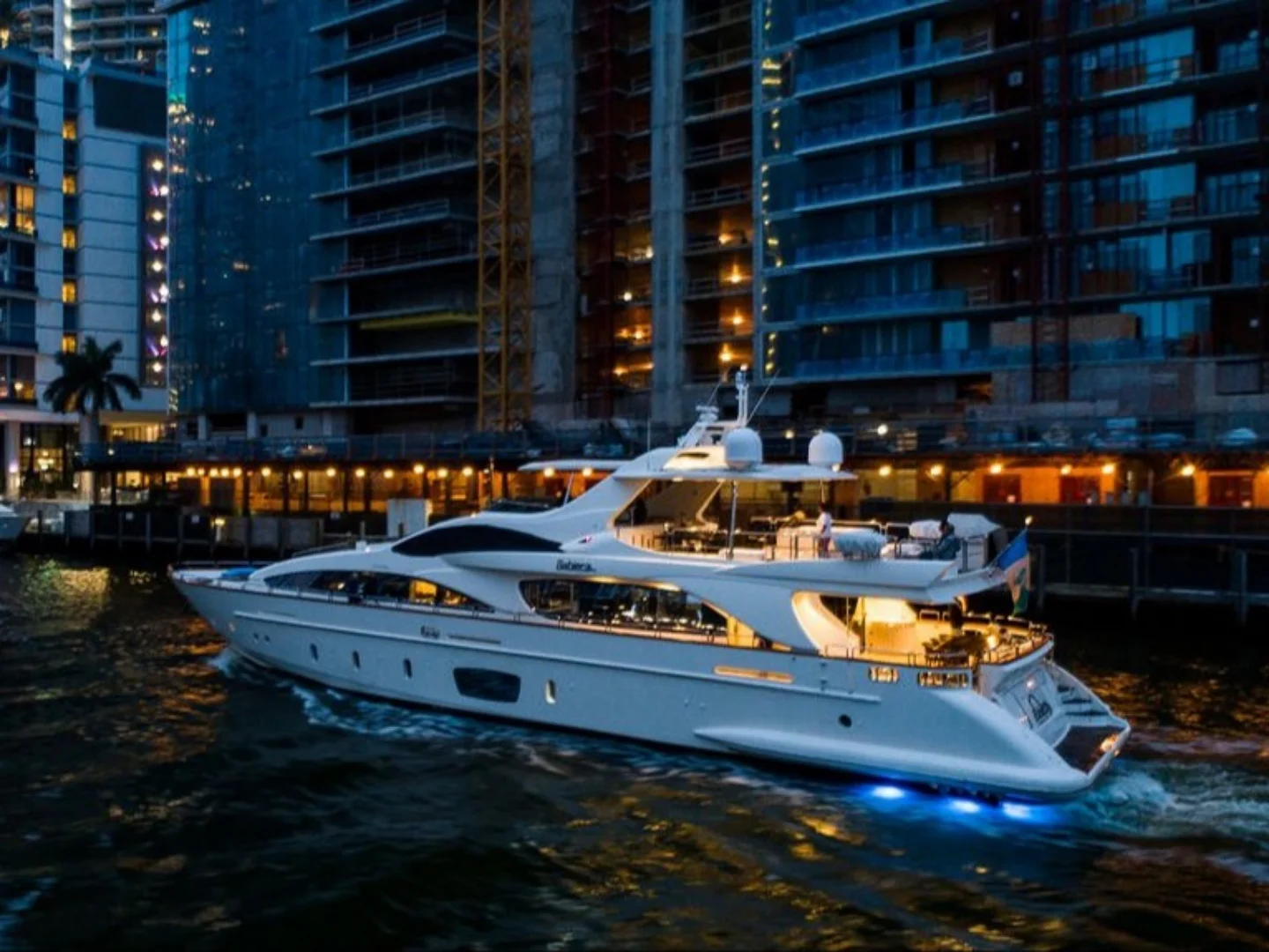 BABIECA | Azimut 105 - Photo 6